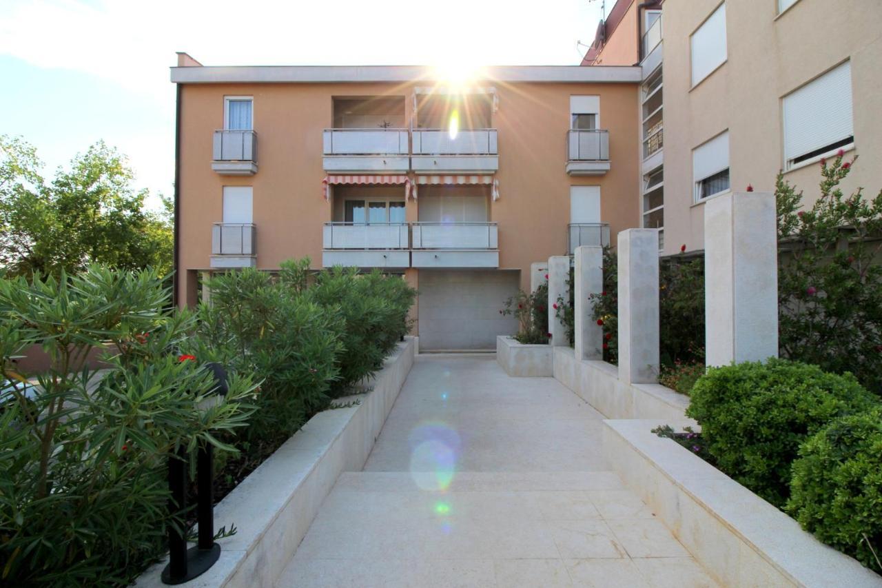 Apartment Vojka In City Center Poreč Exteriér fotografie